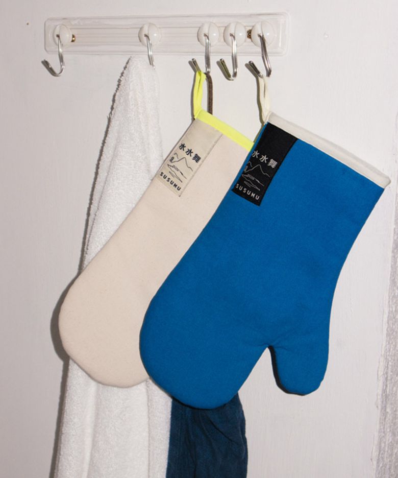 SEOUL OVEN MITT - royal blue