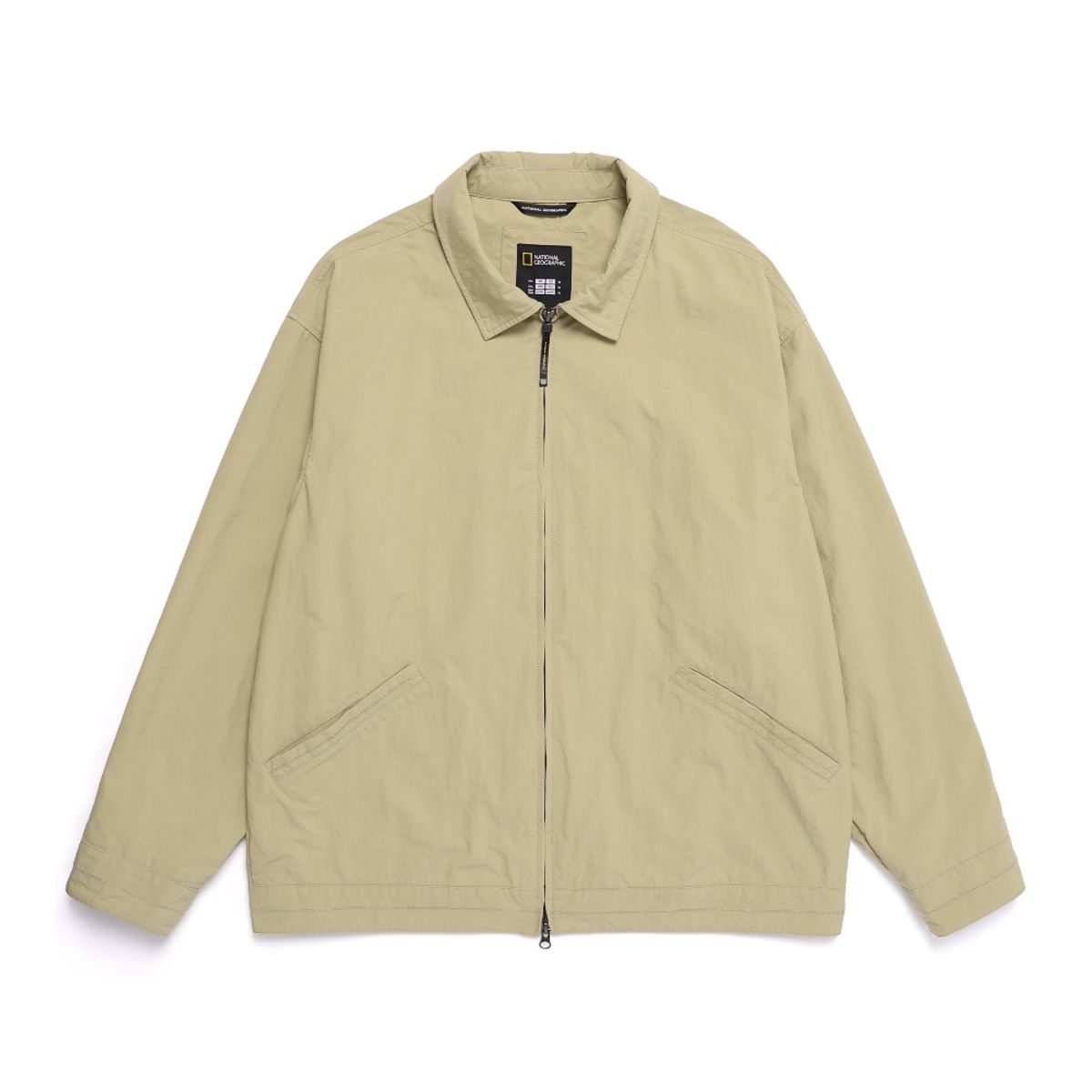 내셔널지오그래픽(NATIONALGEOGRAPHIC) N251MJP050 마르테스 나일론 카라 점퍼 GREEN OLIVE