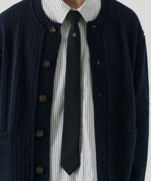 시그니처 로고 세미 슬림 원터치 타이 [솔리드블랙]