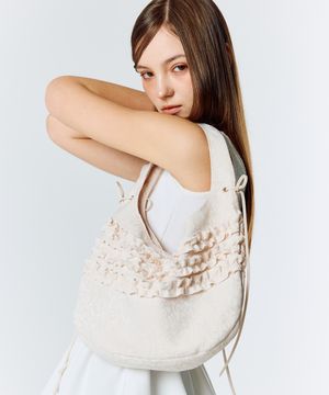 L15 JAQUARD FRILL BAG(BEIGE)