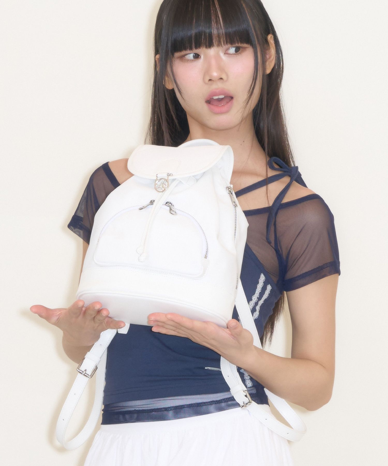 MUSINSA公式 | ILLIGO Buddy Nylon Backpack Ivory