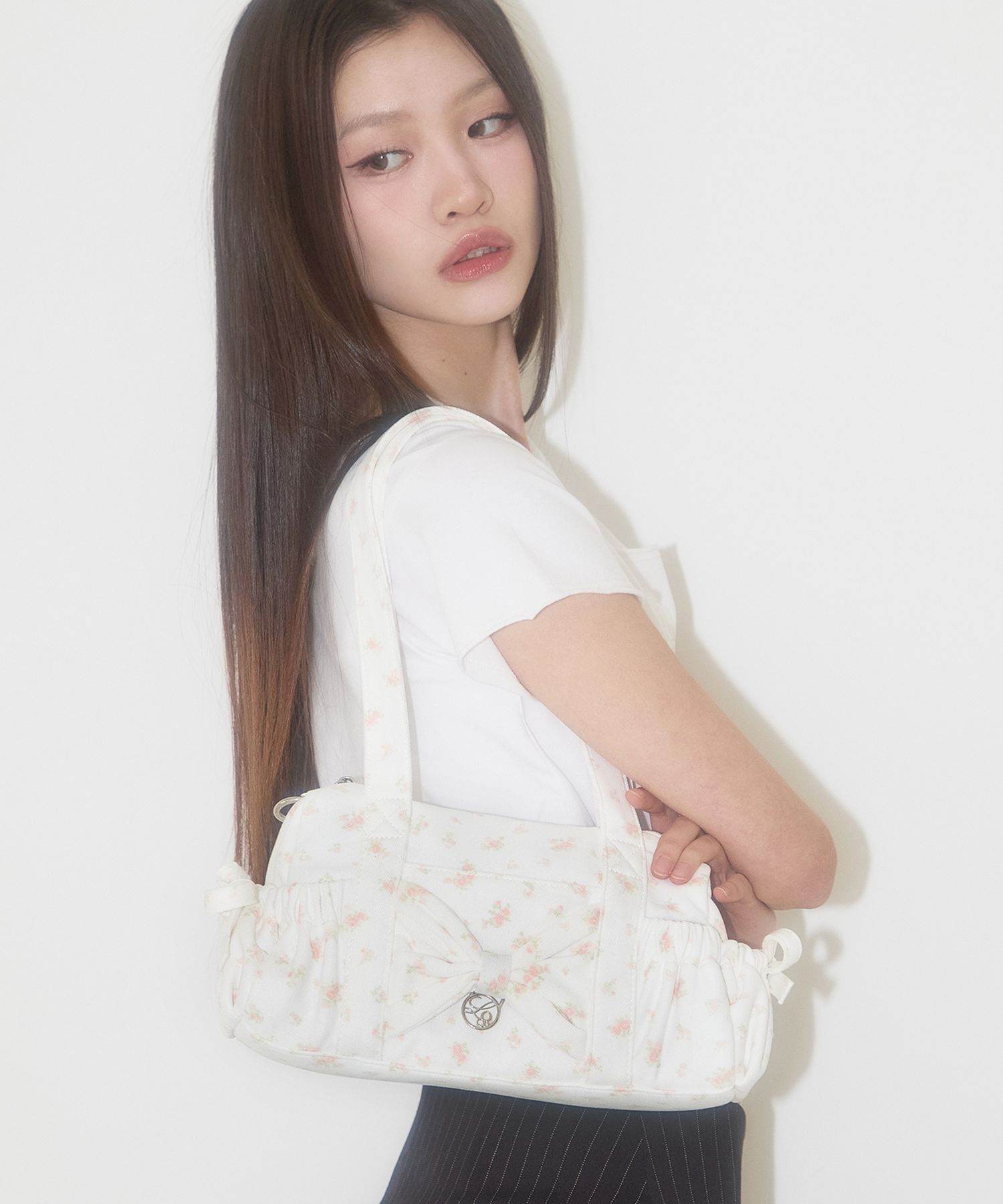 ●ILLIGO● Bow Forty Mini Duffle Bag Flower 25SPBAG01FL MUSINSA | ILLIGO Bow Forty Mini Duffle Bag Flower