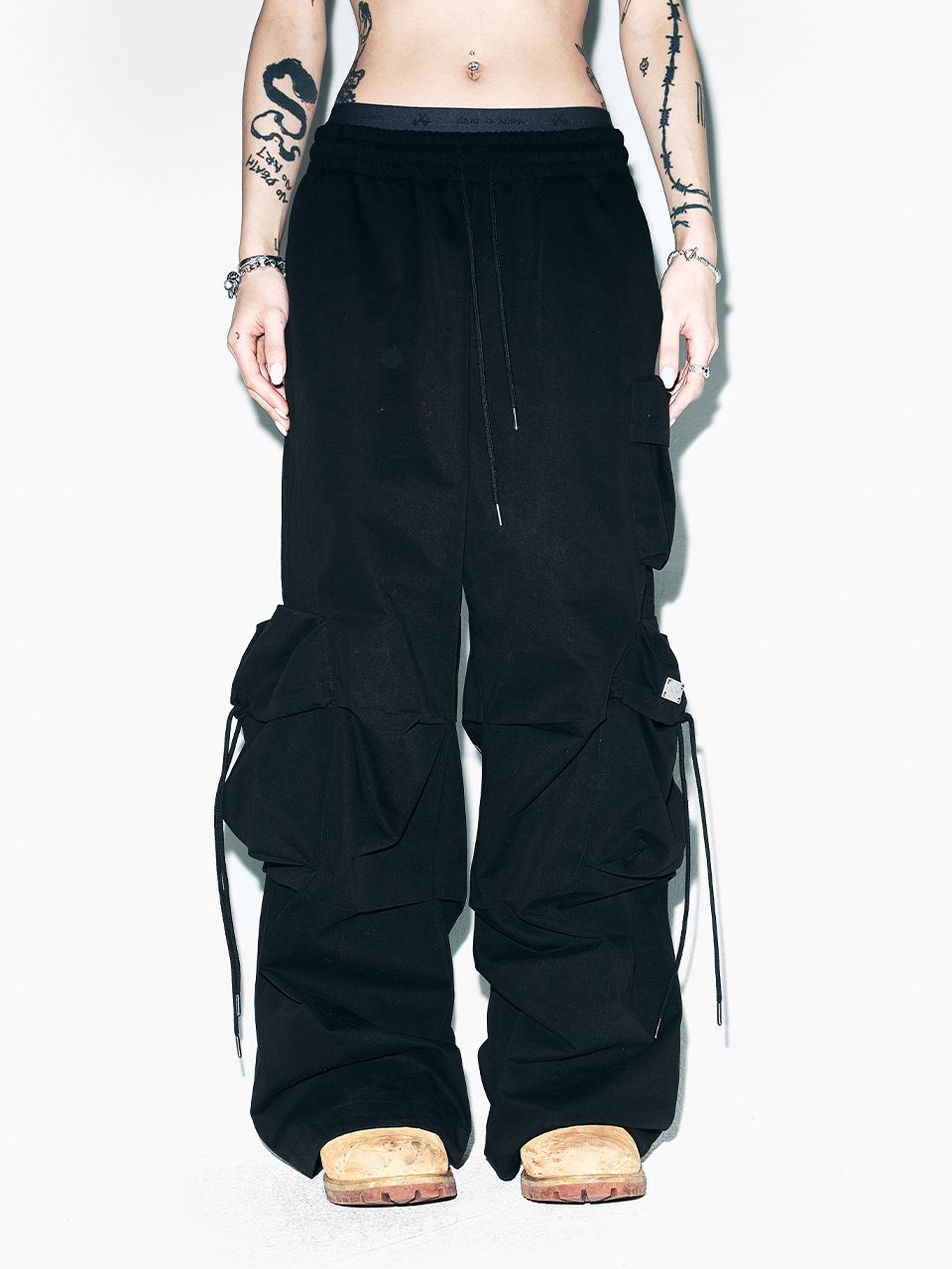 韓国商品/LEEY SOLID POCKET WIDE BANDING PANTS 韓国商品/LEEY SOLID POCKET WIDE BANDING PANTS