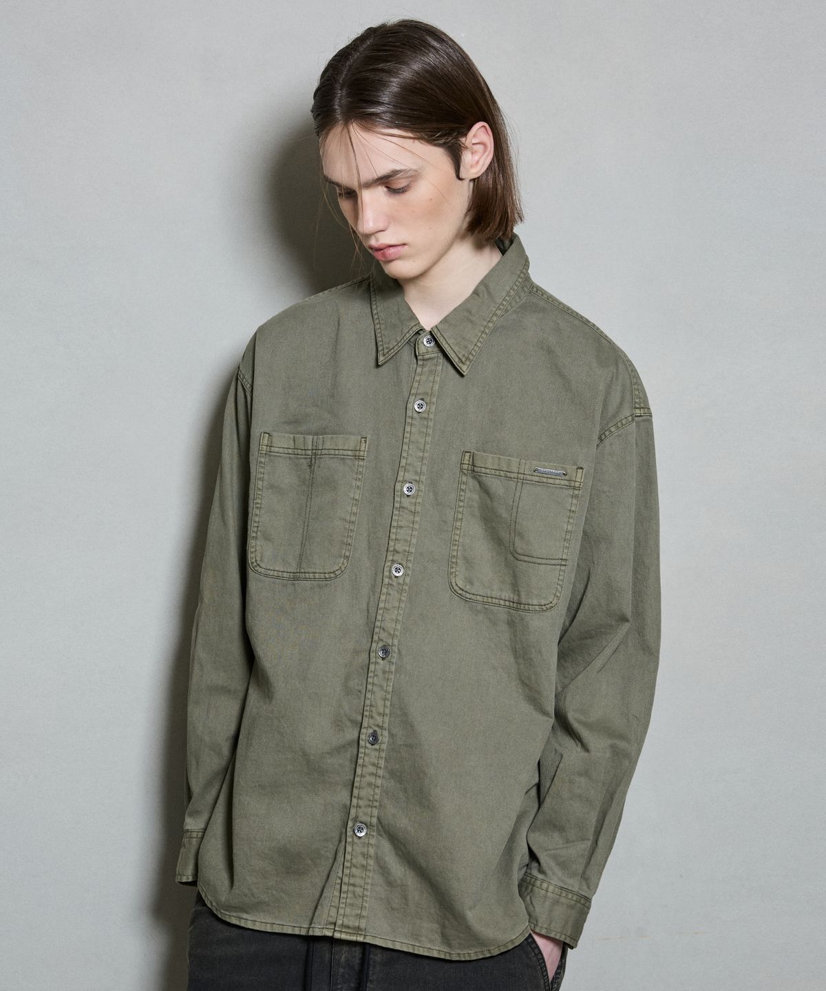버커루(BUCKAROO) 코튼 피그다잉 투포켓 셔츠 다크 카키