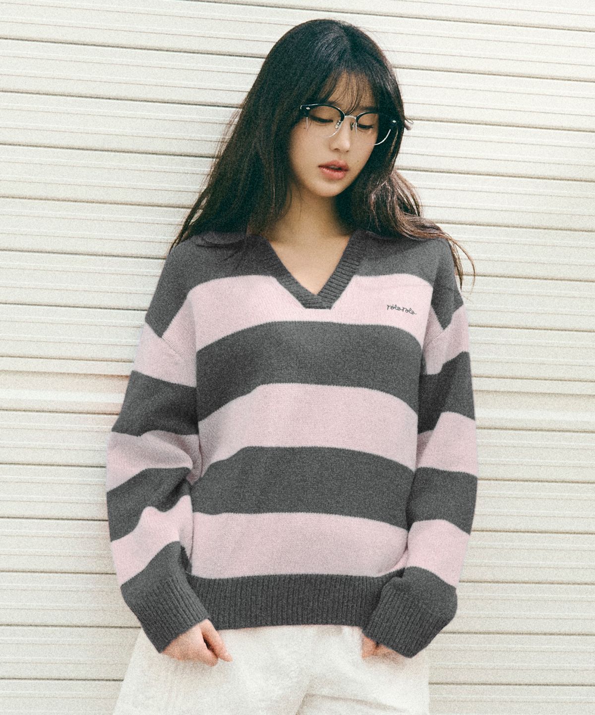 로라로라(ROLAROLA) WOOL BLENDED COLLAR STRIPE BOARDER KNIT GY+PK