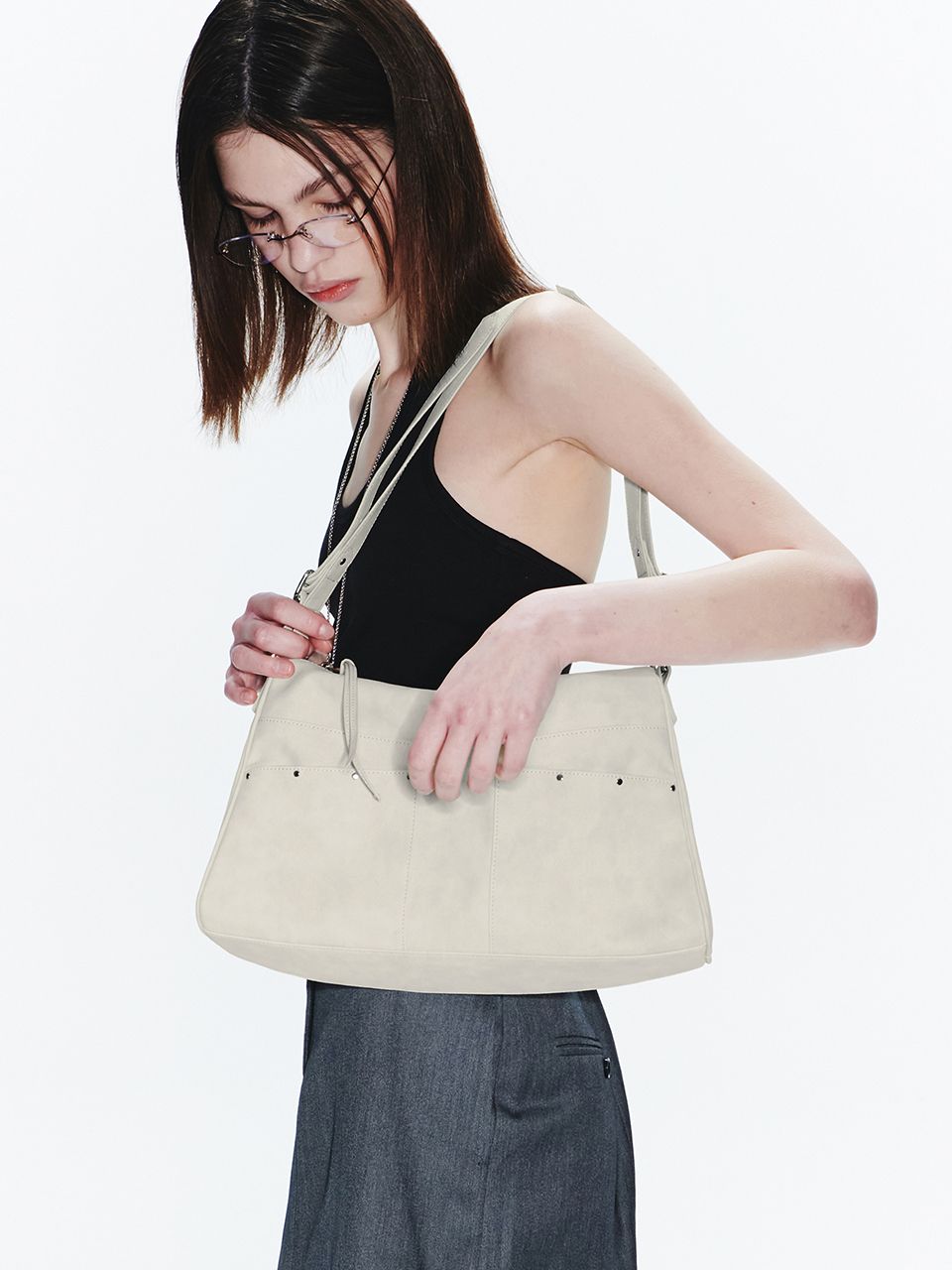 MUSINSA | fennec BASH BAG - SAND STONE