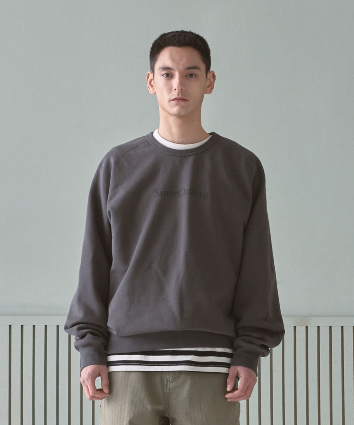 네이머클로딩(NAMERCLOTHING) OFFICIAL LOGO SWEATSHIRTS CHARCOAL