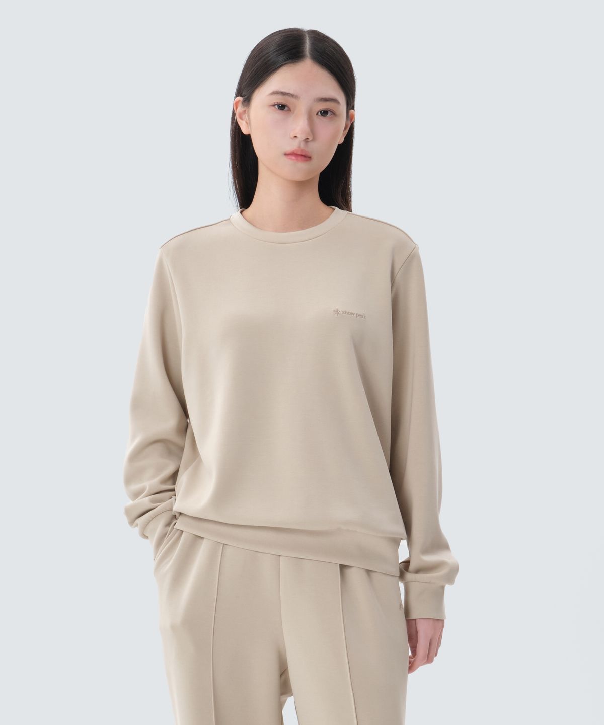 스노우피크 어패럴(SNOWPEAK APPAREL) 실키 여성 맨투맨 (S25SWFHT05) Beige