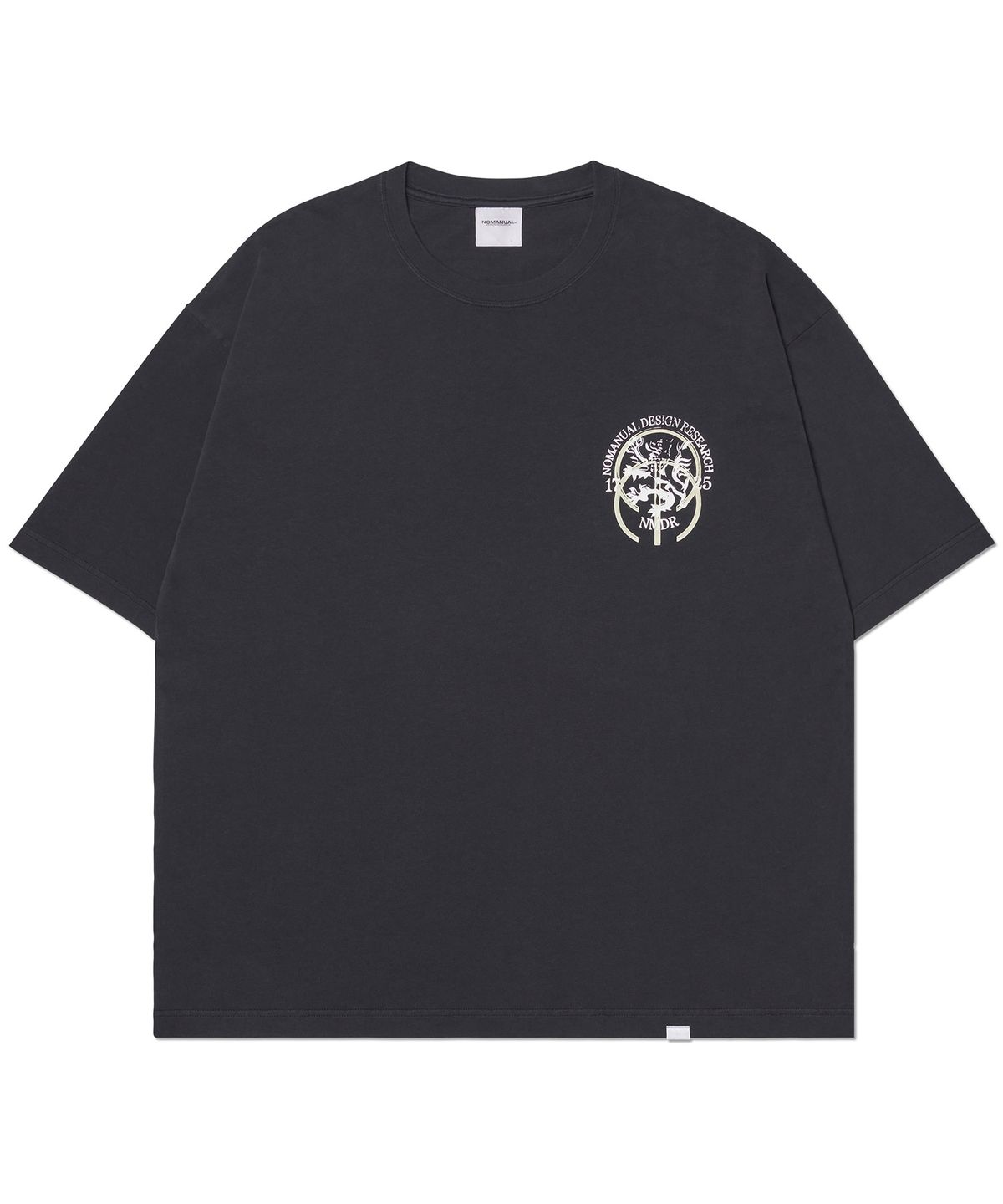 노매뉴얼(NOMANUAL) NM HERALDRY T-SHIRT - WASHED BLACK
