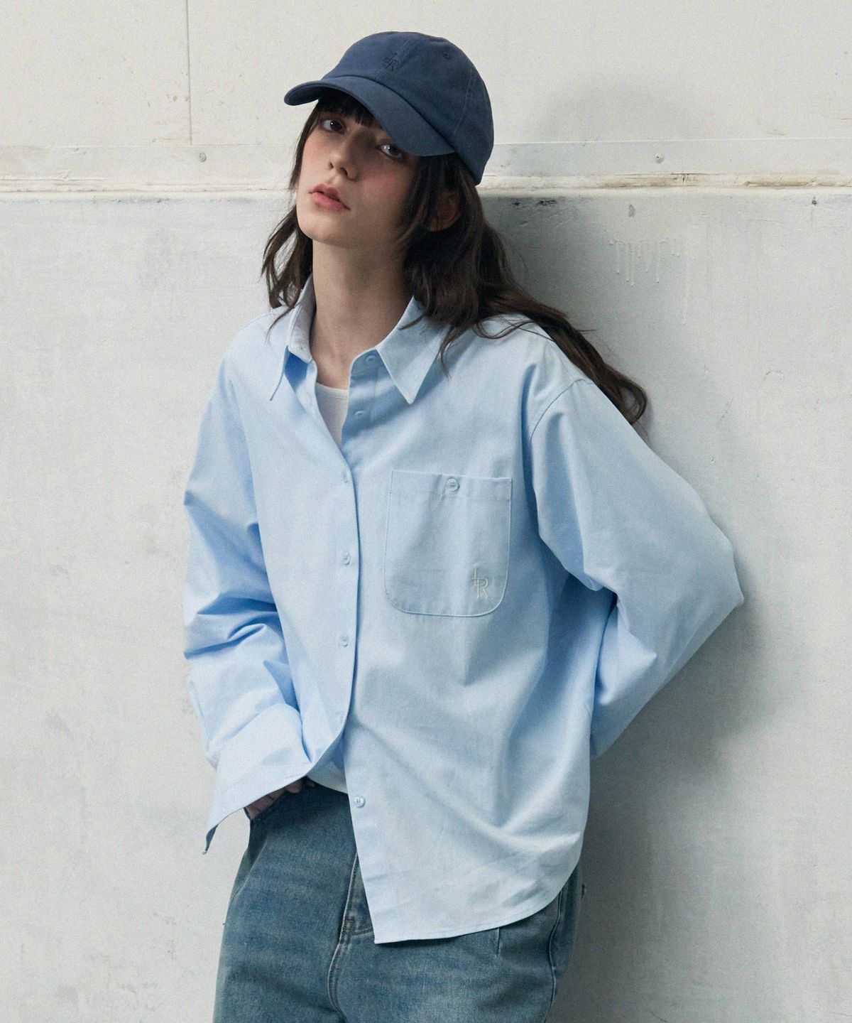 레더리(LEATHERY) 스몰 로고 옥스포드 셔츠 [LIGHT BLUE]