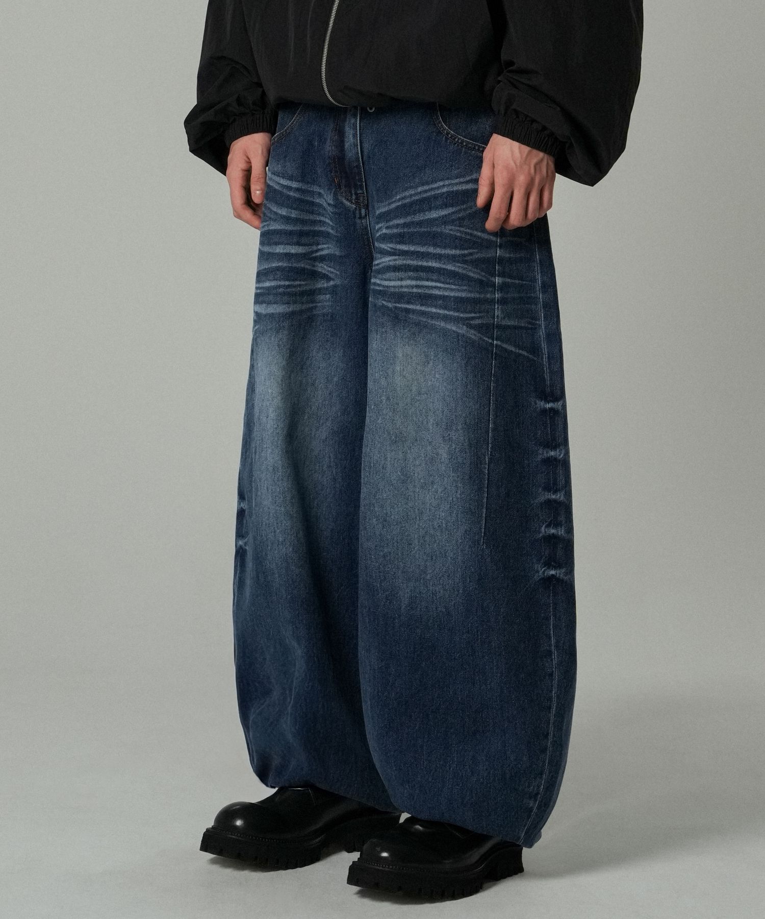 ★MUSINSA STANDARD★ Twisted Semi Balloon Denim Pants Washed MUSINSA | MUSINSA STANDARD Twisted Semi Balloon Denim Pants