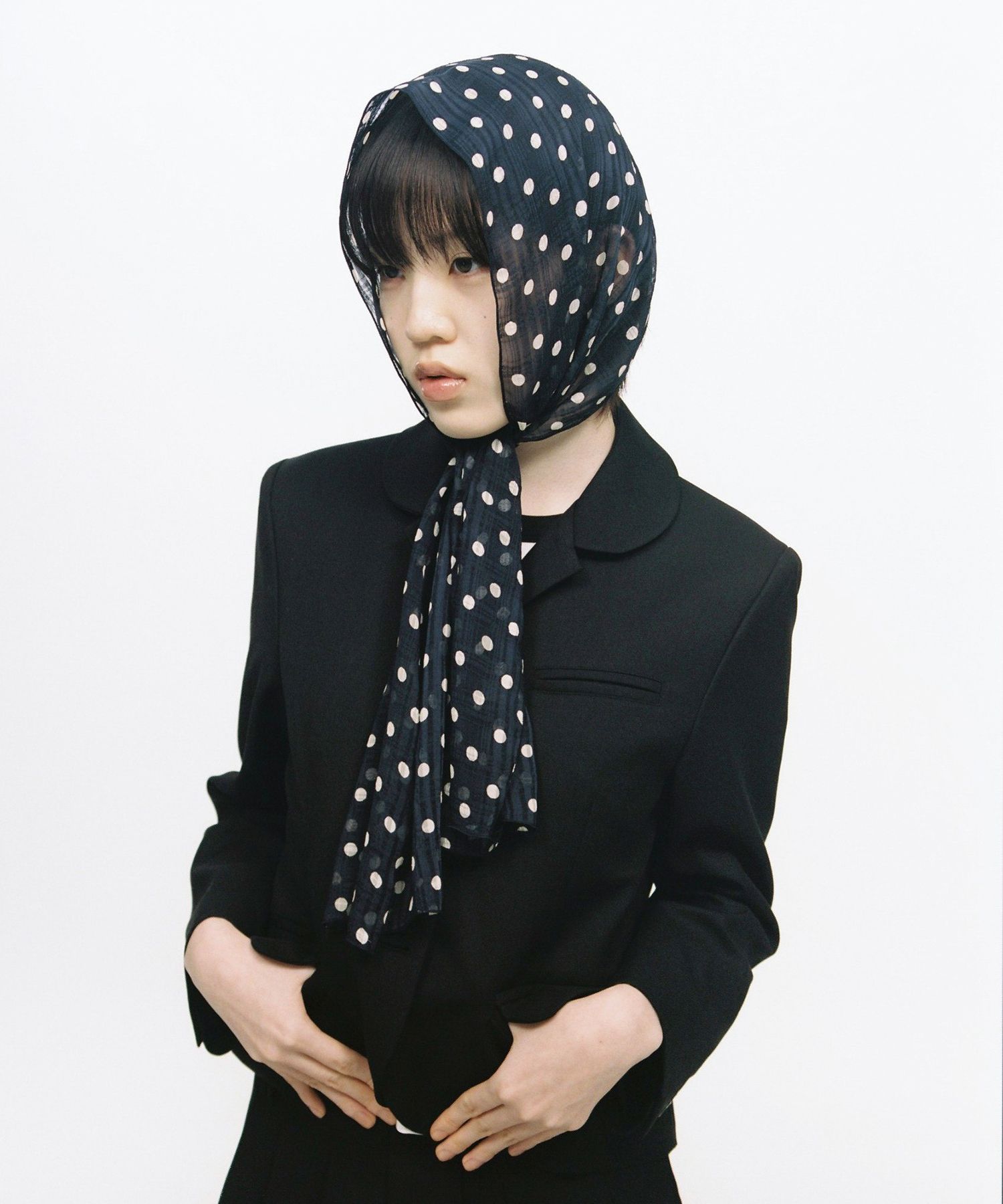 [oheshio] DOT SHEER PATTERN SCARF /追跡付 MUSINSA | OHESHIO DOT SHEER PATTERN SCARF, NAVY