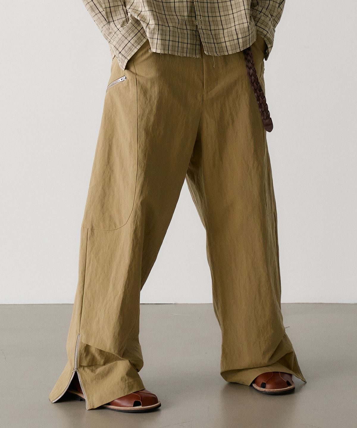 노운(NOUN) utility cargo pants (beige)