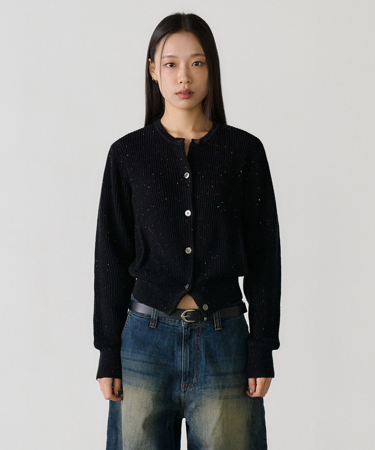 노운(NOUN) nep yarn crewneck cardigan (black)