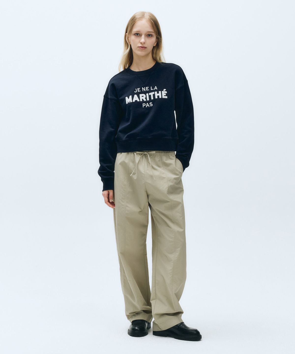마리떼 프랑소와 저버(MARITHÉ + FRANҪOIS GIRBAUD) BARREL FIT NYLON BANDING PANTS beige