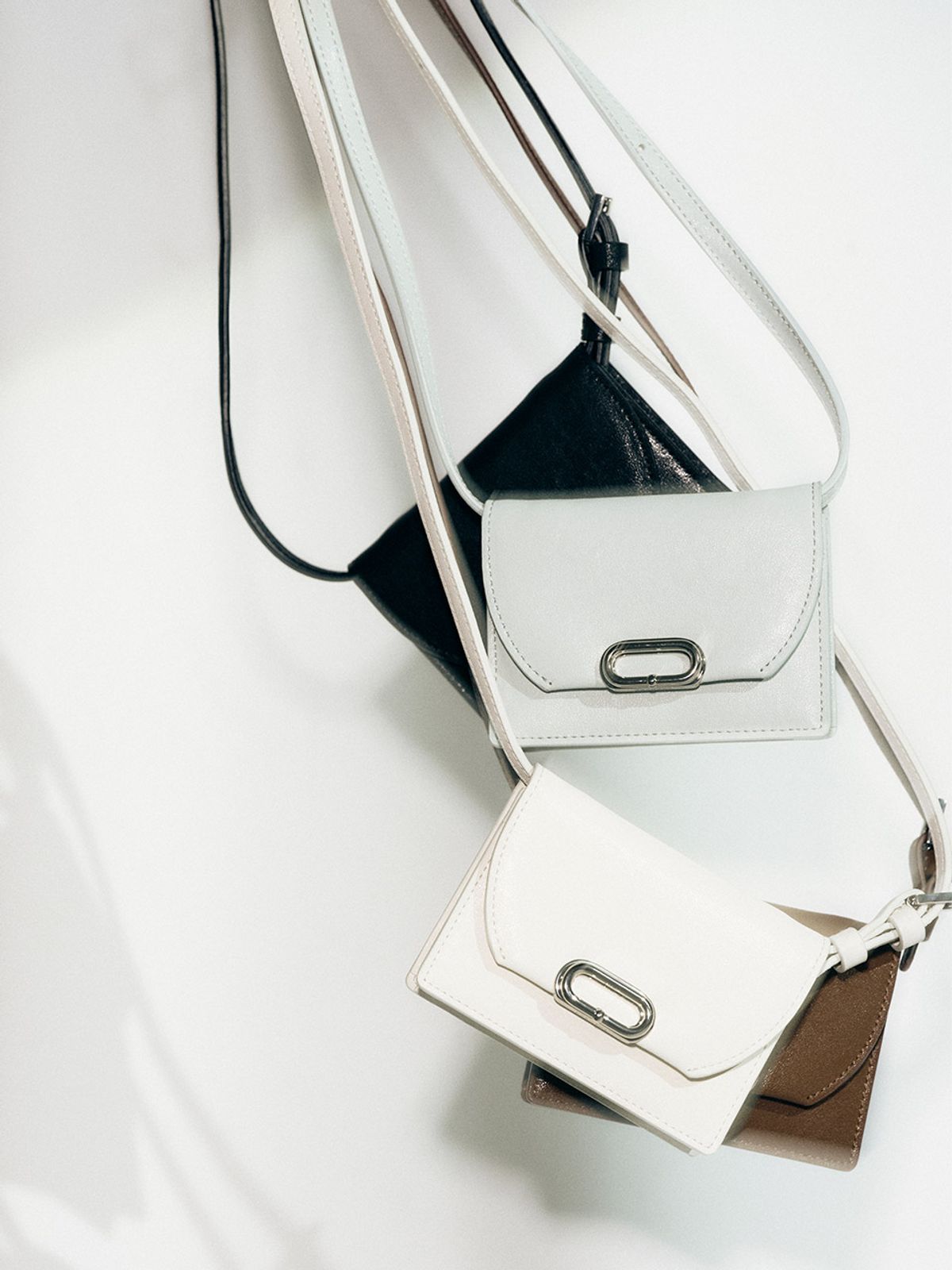 루에브르(LOEUVRE) Leger Card Wallet bag FA5SR327_4color