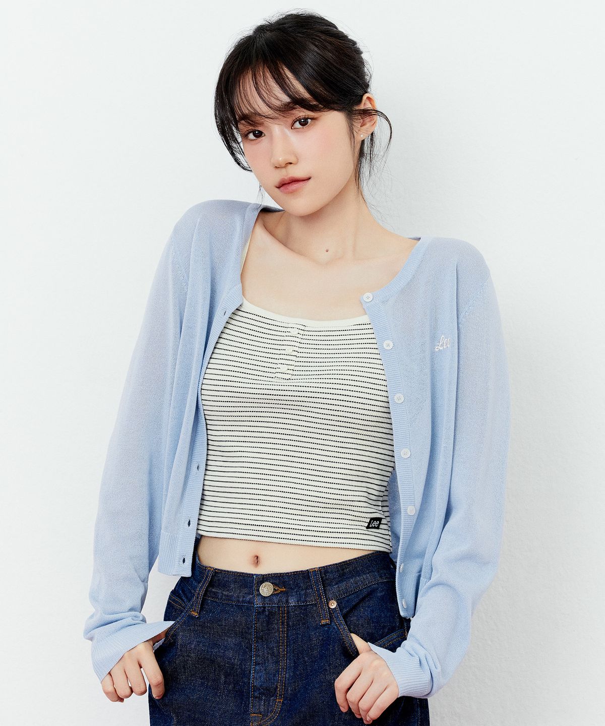 리(LEE) 우먼 라운드넥 가디건 스카이 블루