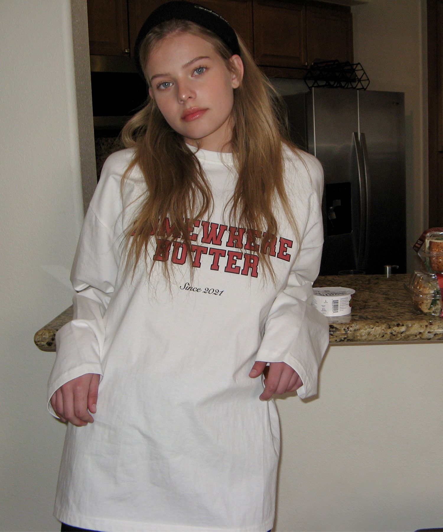 韓国女子 人気ブランド[SOMEWHERE BUTTER]CAMPUS LOGO LONG TOP MUSINSA | SOMEWHEREBUTTER Campus Logo Long Top - Ivory