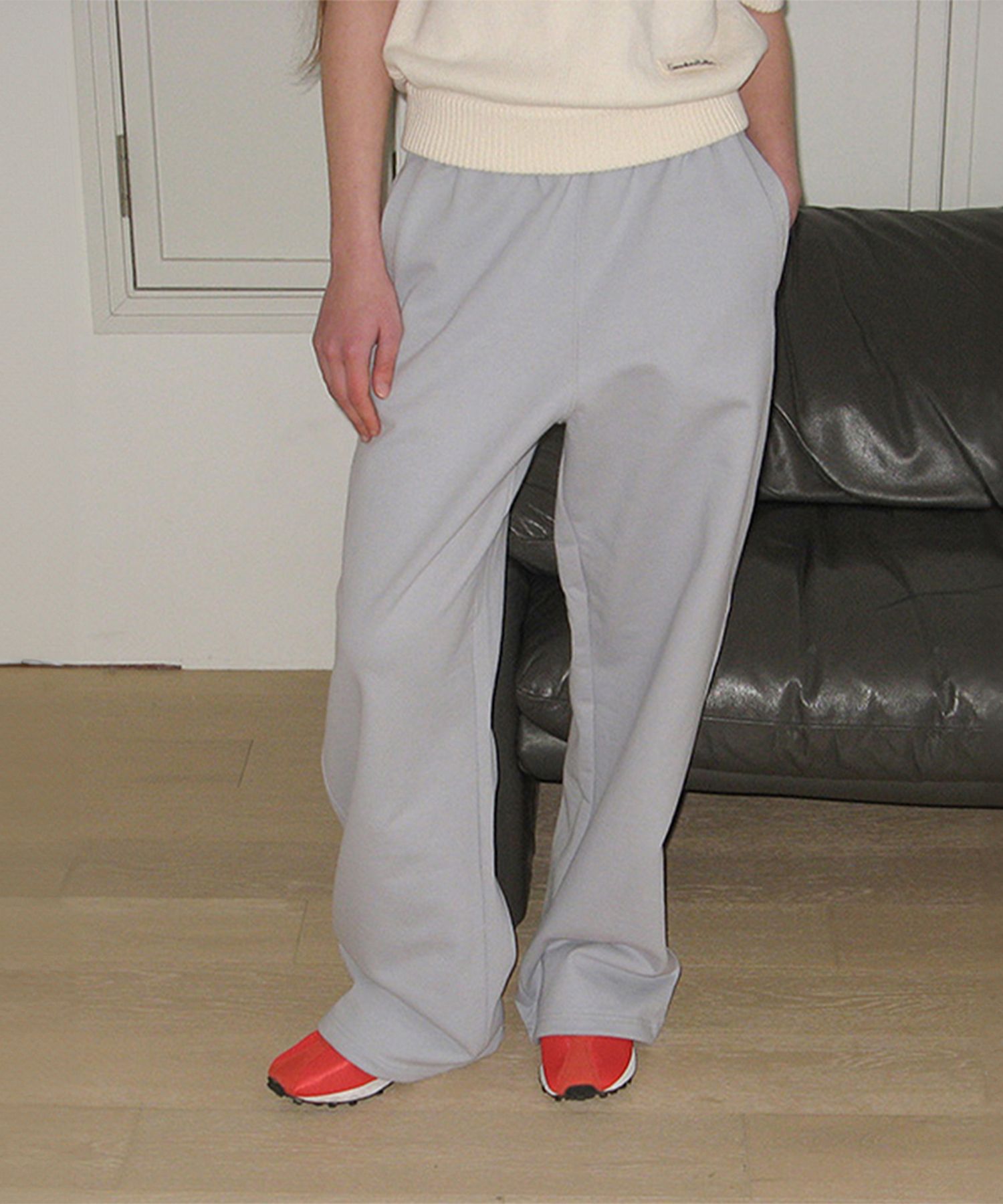 [SOMEWHERE BUTTER]★25SS★韓国人気★Label String Sweatpants MUSINSA | SOMEWHEREBUTTER Label String Sweatpants - Light Blue