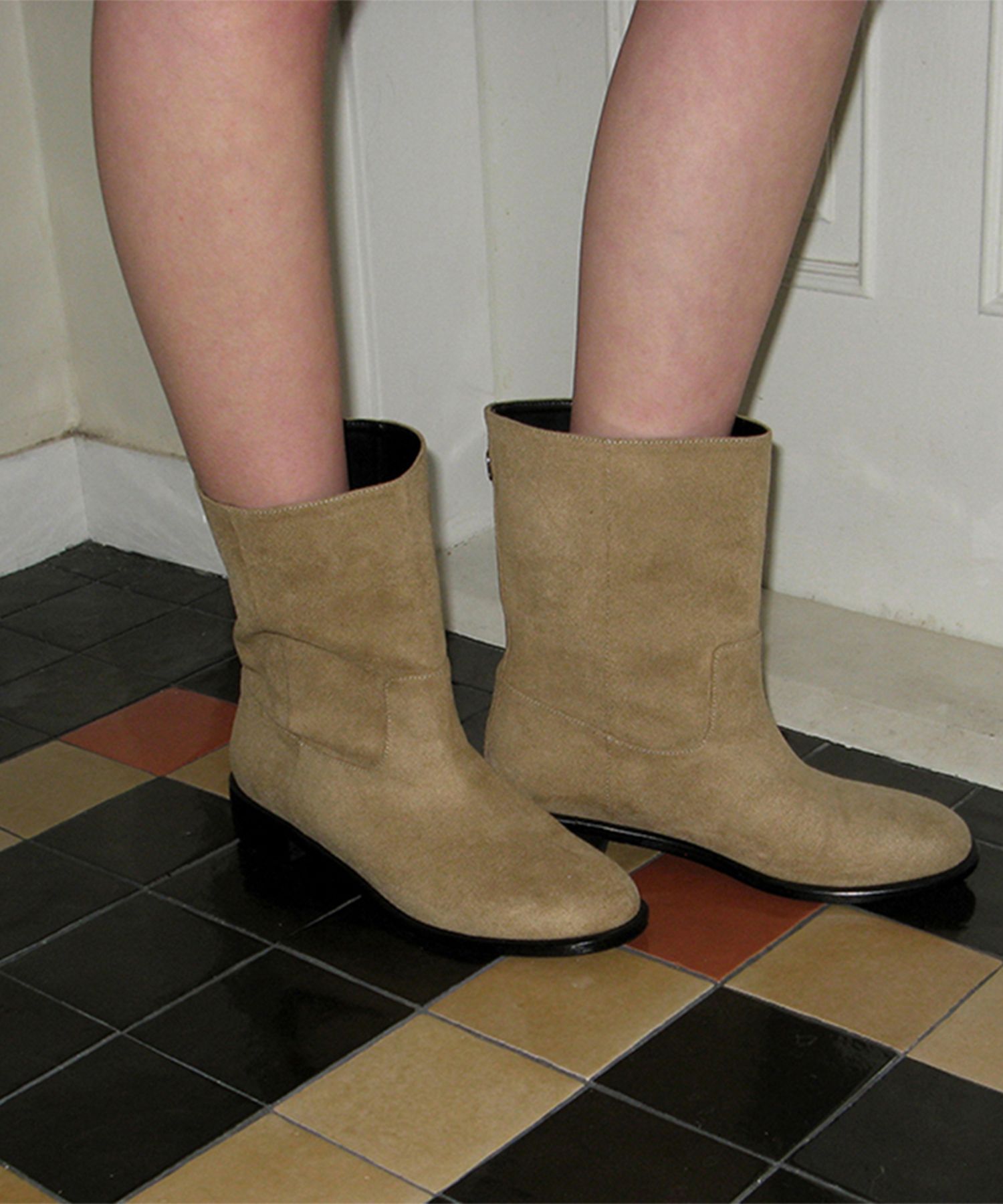[SOMEWHERE BUTTER]★25SS★韓国人気★Classic Boots MUSINSA | SOMEWHEREBUTTER Classic Boots - 2Color