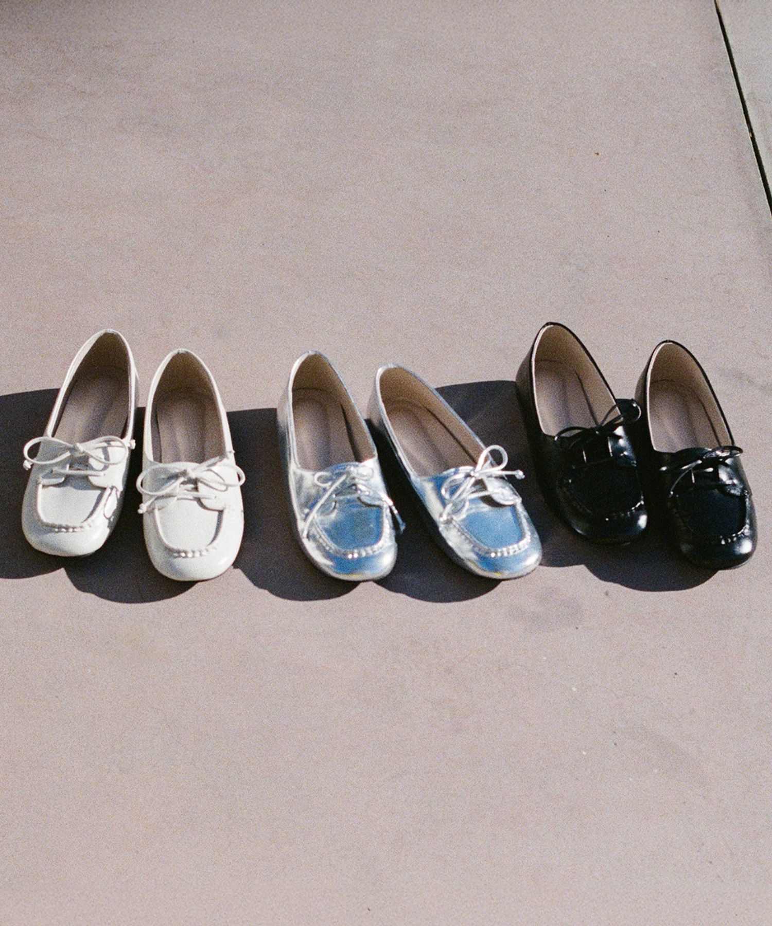 [SOMEWHERE BUTTER]★25SS★韓国人気★Leather Mocha Shoes MUSINSA | SOMEWHEREBUTTER Leather Mocha Shoes - 3Color