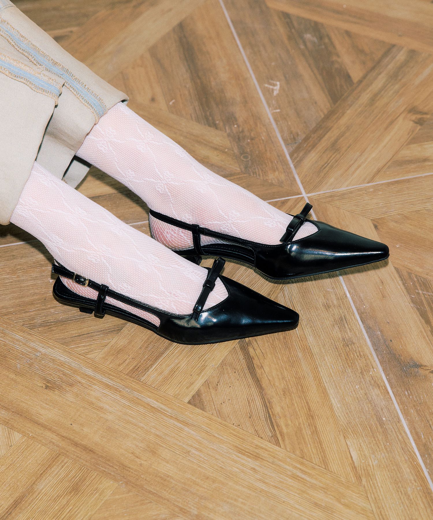 【KHIHO】TIPI RIBBON SLINGBACKS ★韓国人気★ 追跡付 MUSINSA公式 | KHIHO Tipi Ribbon Slingback 2color