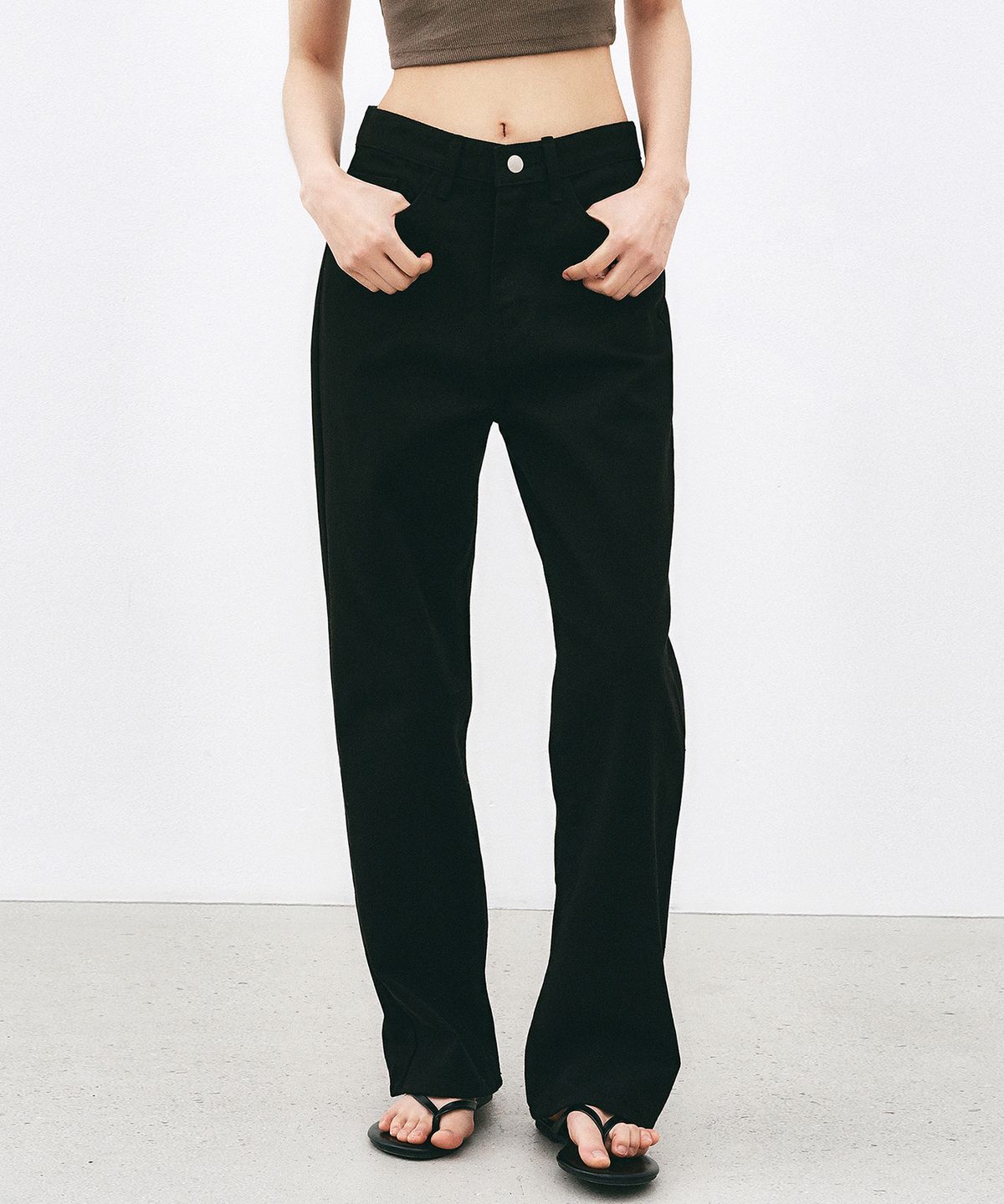 로에일(LOEIL) LW236 페인티드 와이드 코튼 팬츠 - 블랙