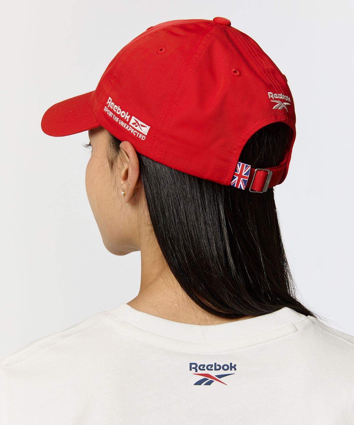 리복(REEBOK) 싱글 벡터 로고 볼캡 - 레드