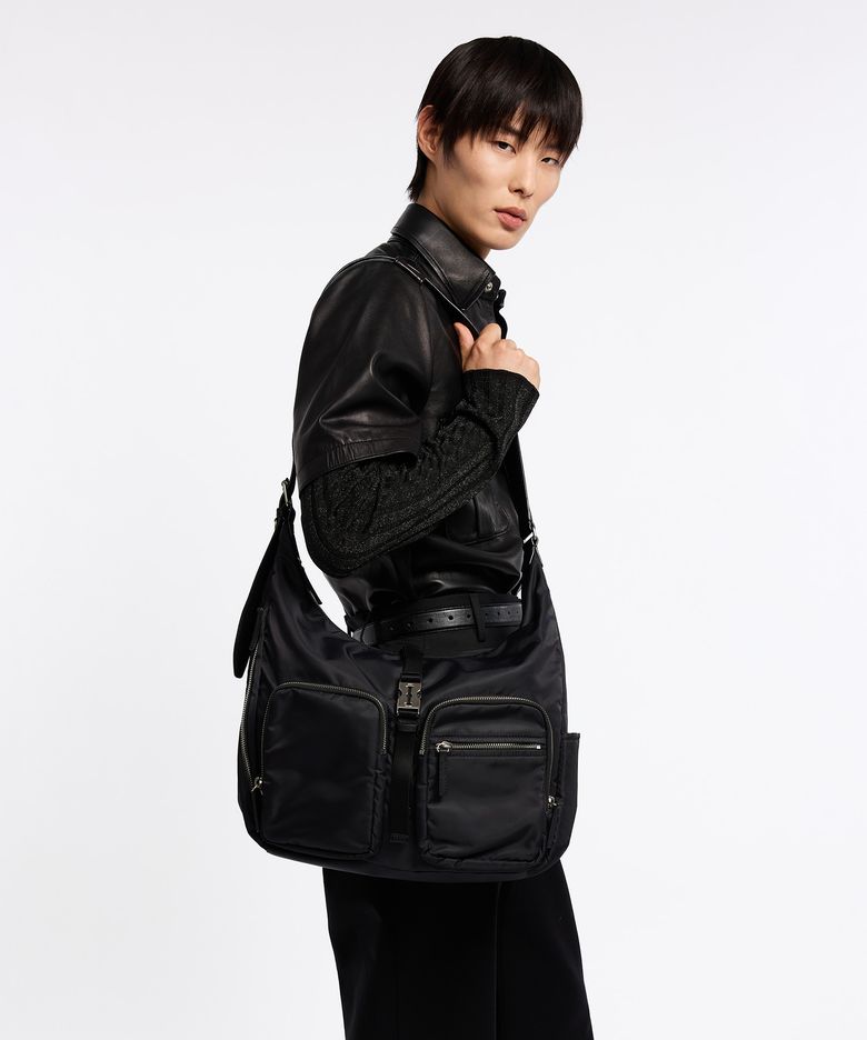 Hey Double Pocket Hobo M (헤이 더블 포켓 호보 미듐) Black