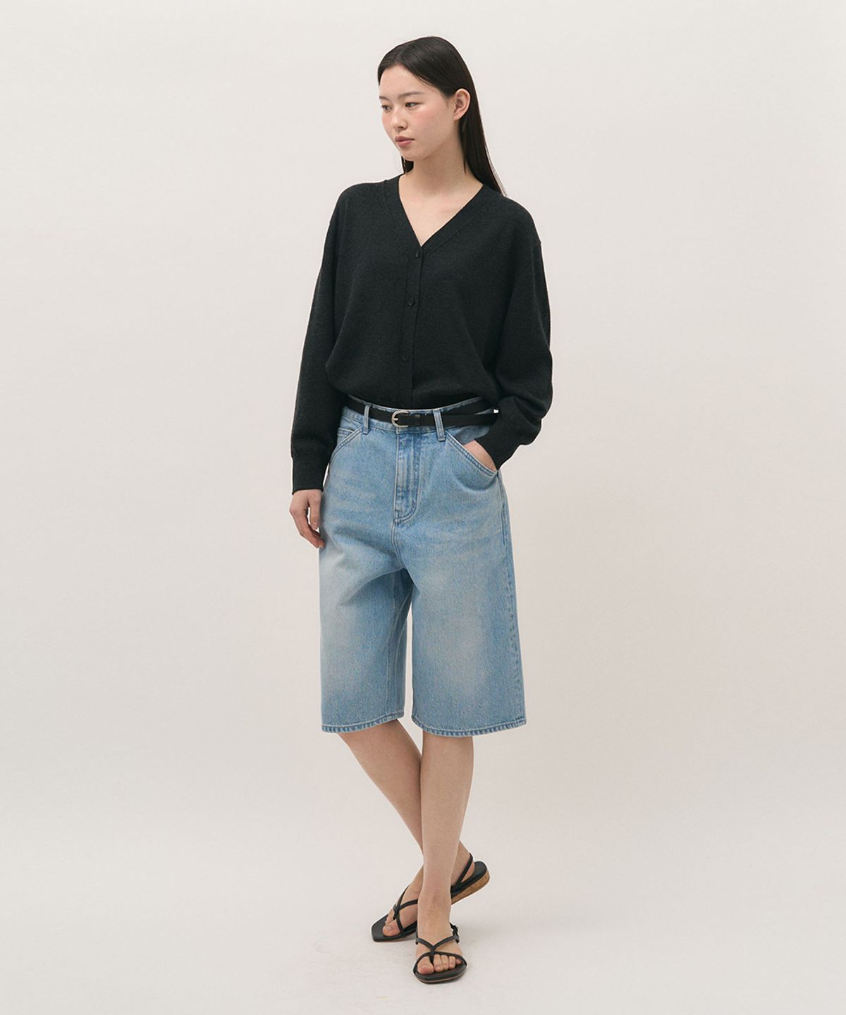러프사이드 화이트라벨(ROUGH SIDE WHITE LABEL) Bermuda Denim Shorts Lake Blue
