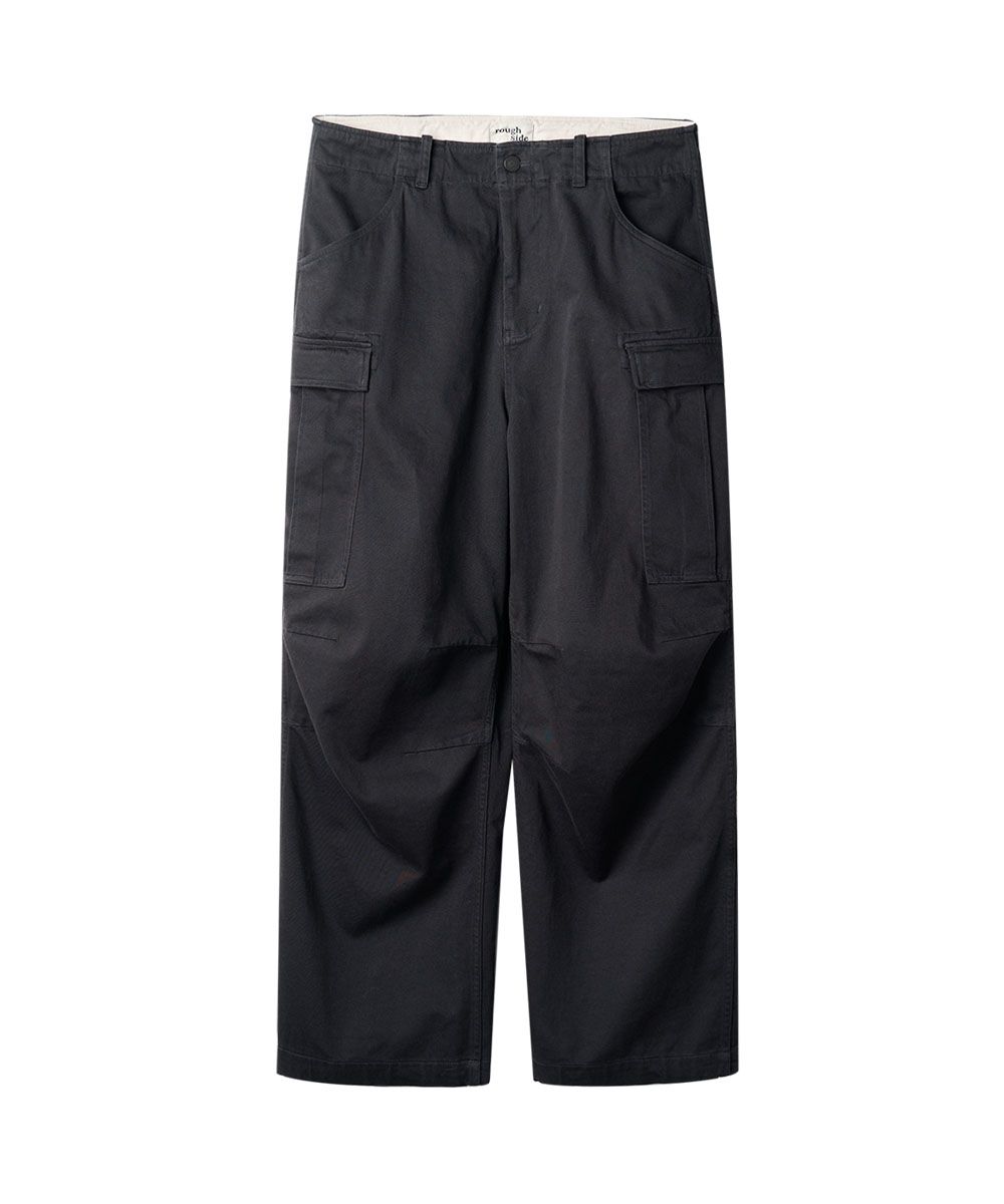 ★MUSINSA STANDARD★ One Tuck Cargo Bermuda Pants Black MMEP MUSINSA | MUSINSA STANDARD One Tuck Cargo Bermuda Pants [Black]