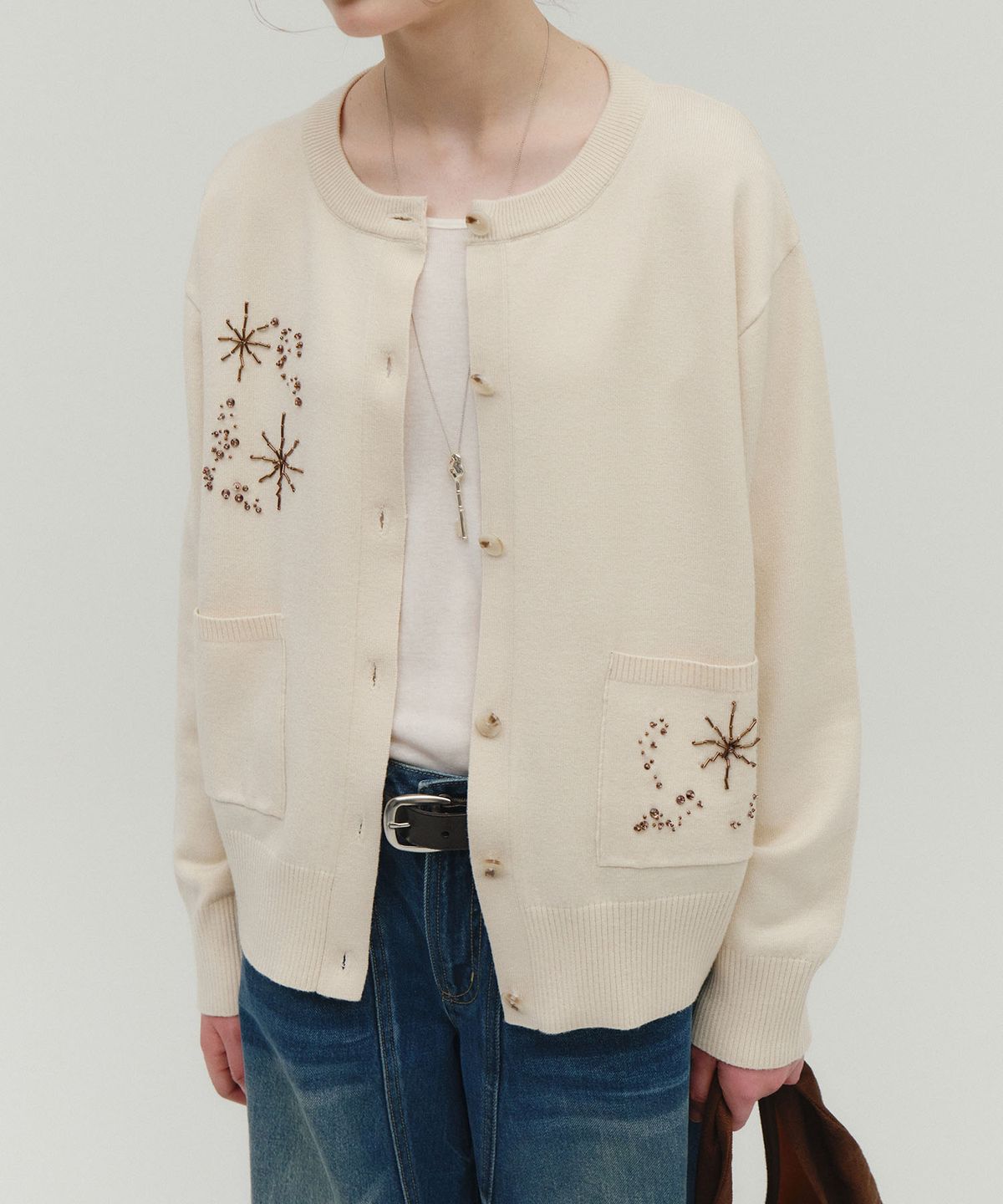 솔티페블(SALTY PEBBLE) GLITTERING GEM CARDIGAN [IVORY]
