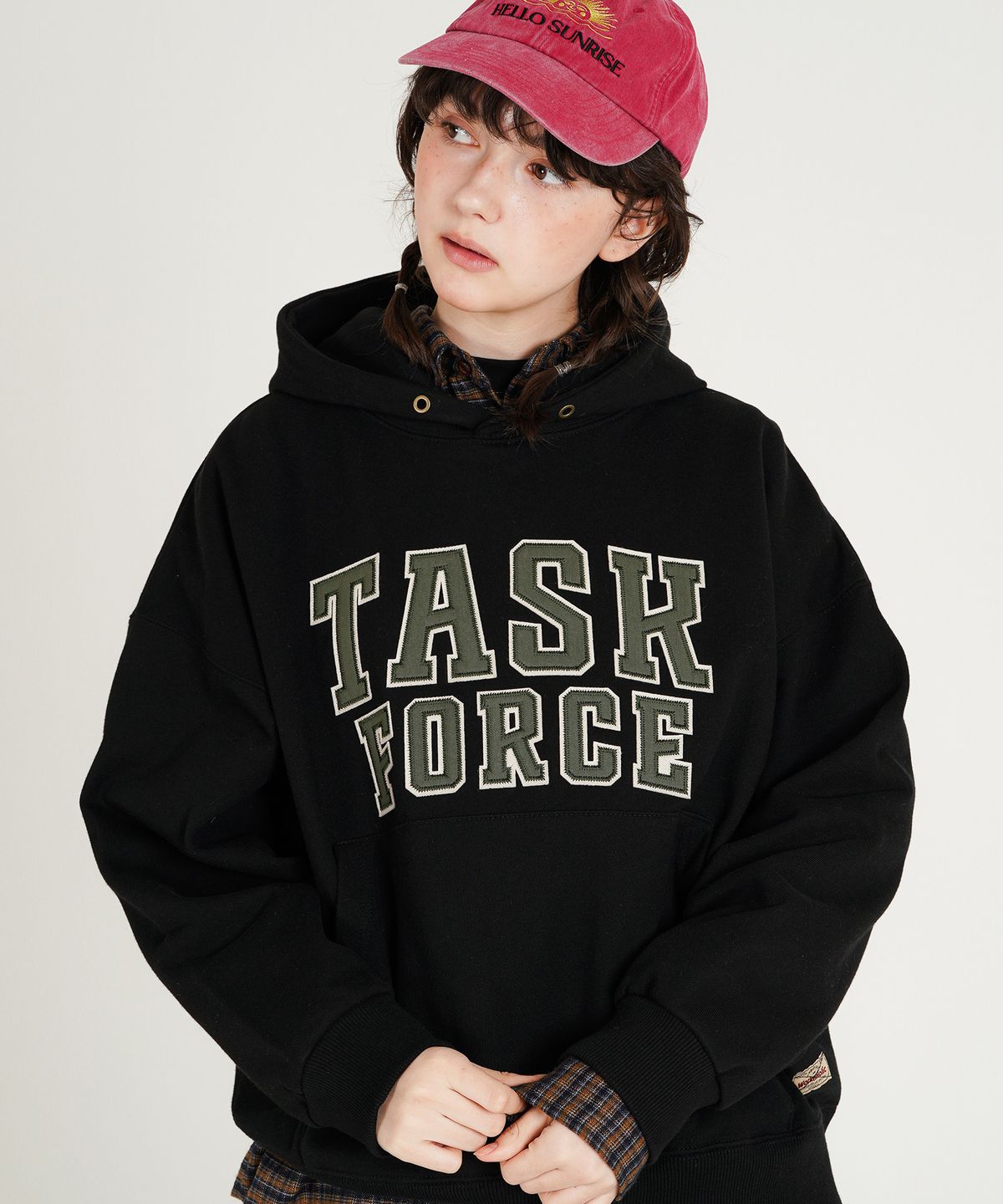 더블유브이프로젝트(WV PROJECT) 테스크 헤비코튼 벌룬핏 후드 블랙 JIHD7775