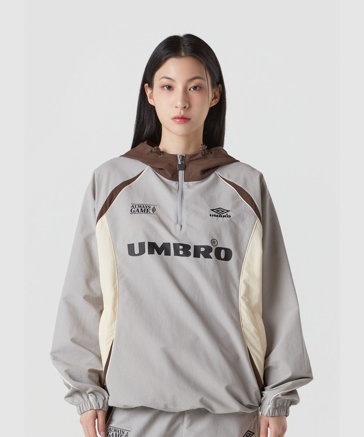 엄브로(UMBRO) HBL 스포티 캐주얼 후드 아노락 라이트 그레이(UQ123CWT21)