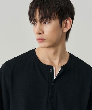 워셔블 레이어드 헨리넥 니트티셔츠 [블랙]