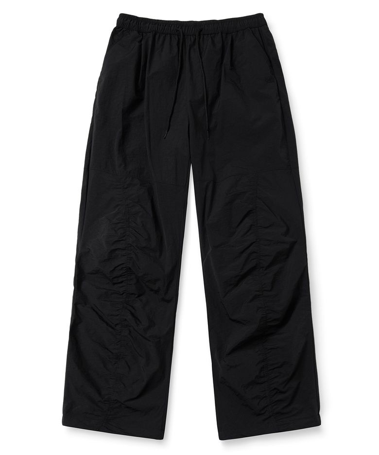 TAG NYLON SHIRRING PANTS - BLACK
