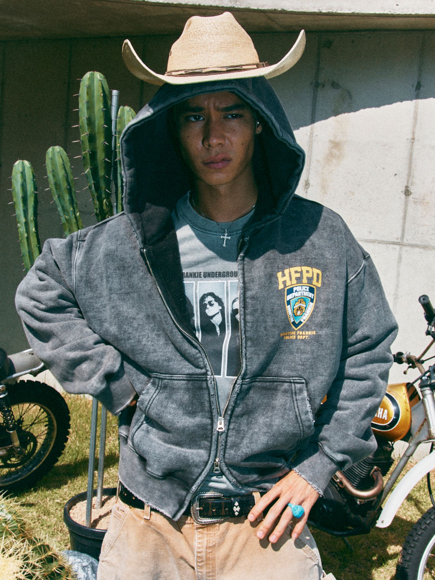 MUSINSA公式 | HIGHTIDE FRANKIE HFPD HOOD ZIPUP BLACK