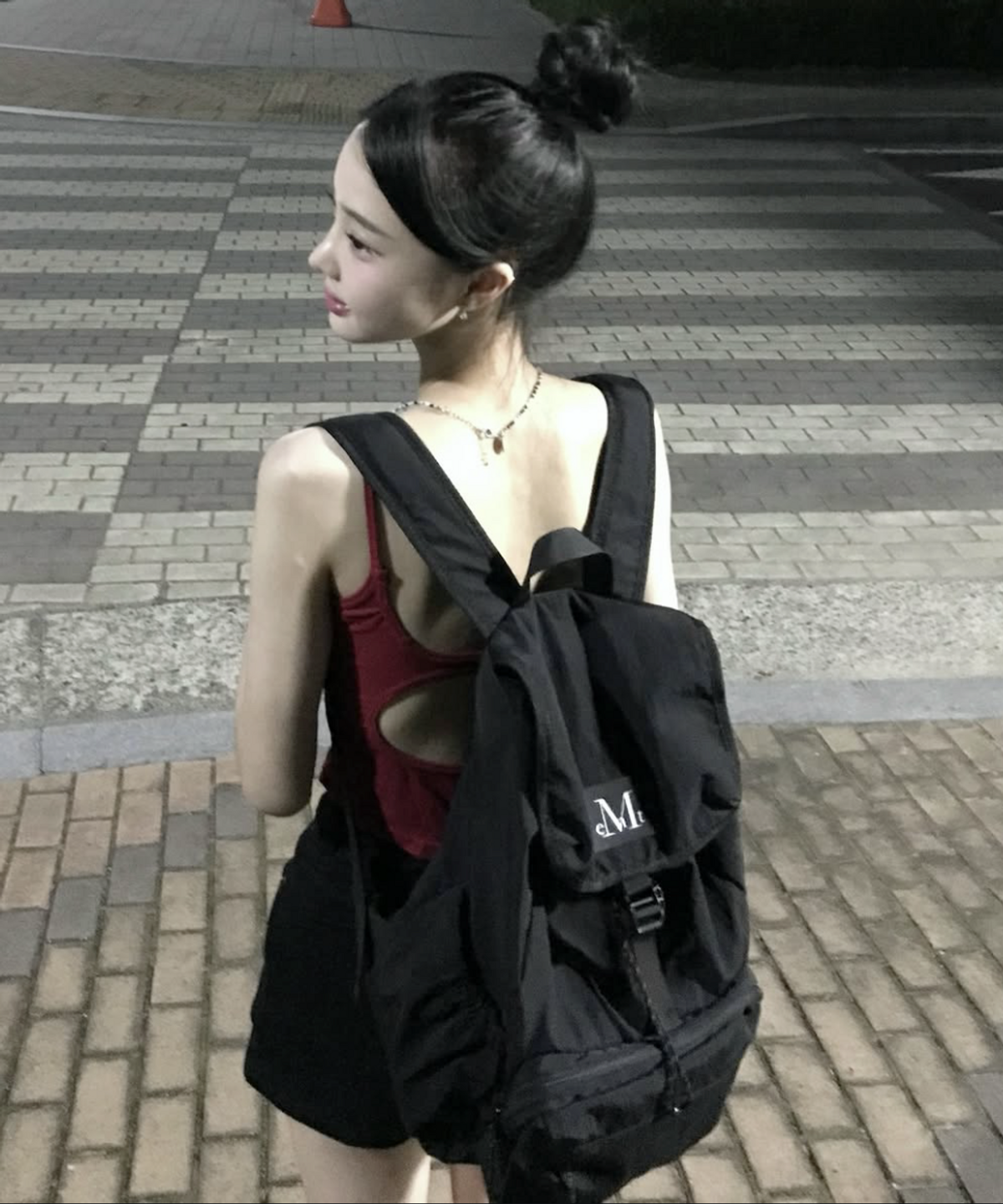 무센트(MUCENT) 노브 와이드 포켓 백팩 남녀공용