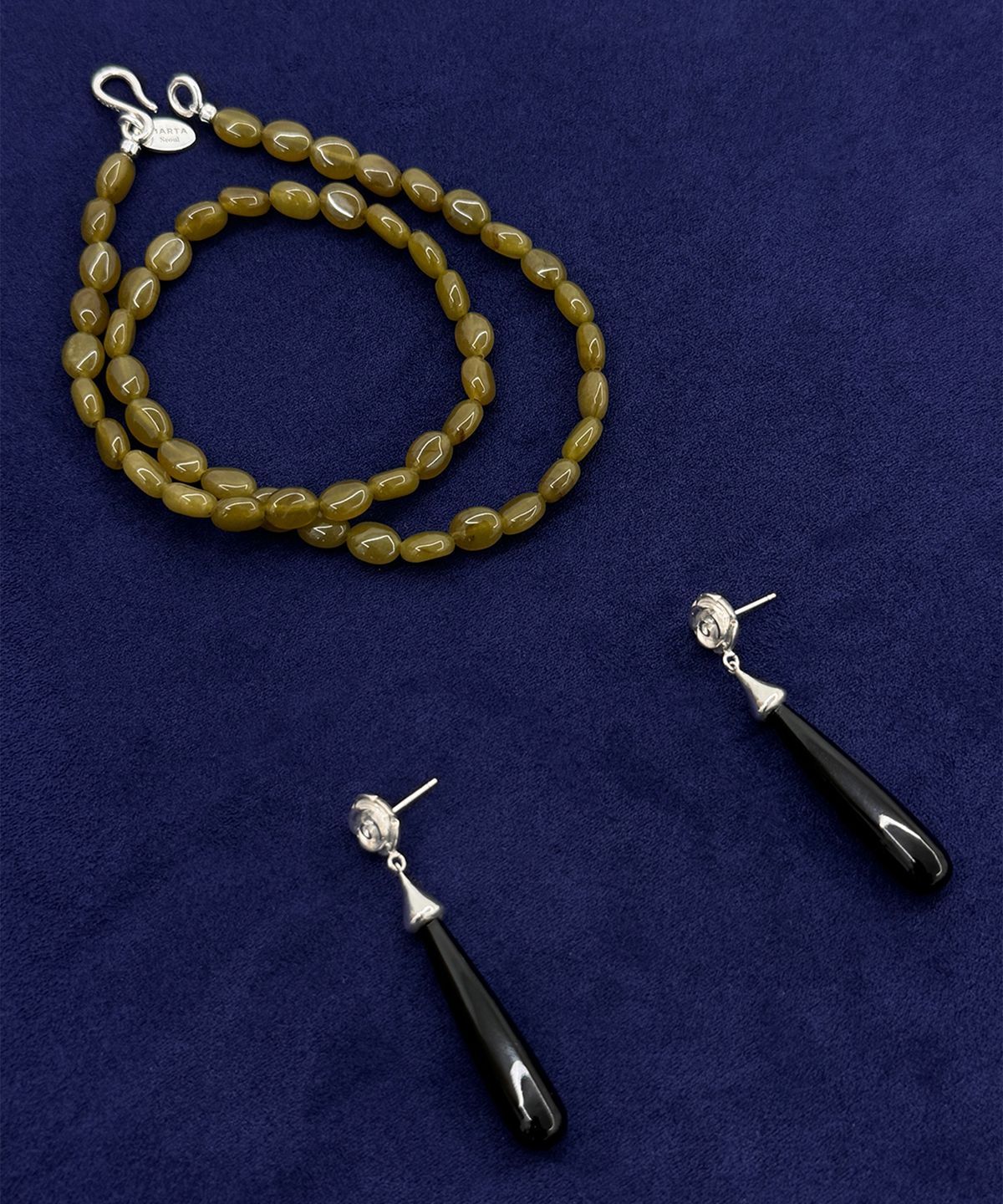 마르타(MARTA) 925 silver. Pebble necklace_Olive
