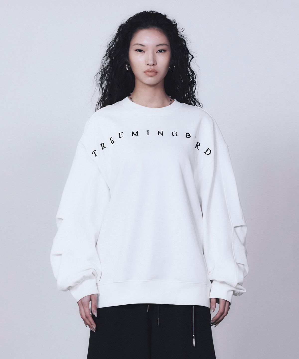 트리밍버드(TREEMINGBIRD) Horizon Logo Sweat Shirt [ White ]