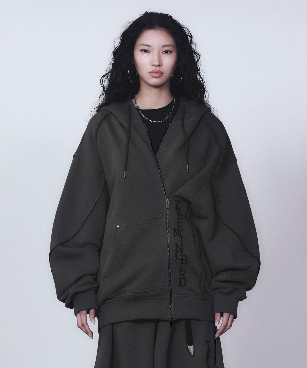 트리밍버드(TREEMINGBIRD) Zipper Finishing Sweat Hoodie Zip-up [ Charcoal ]