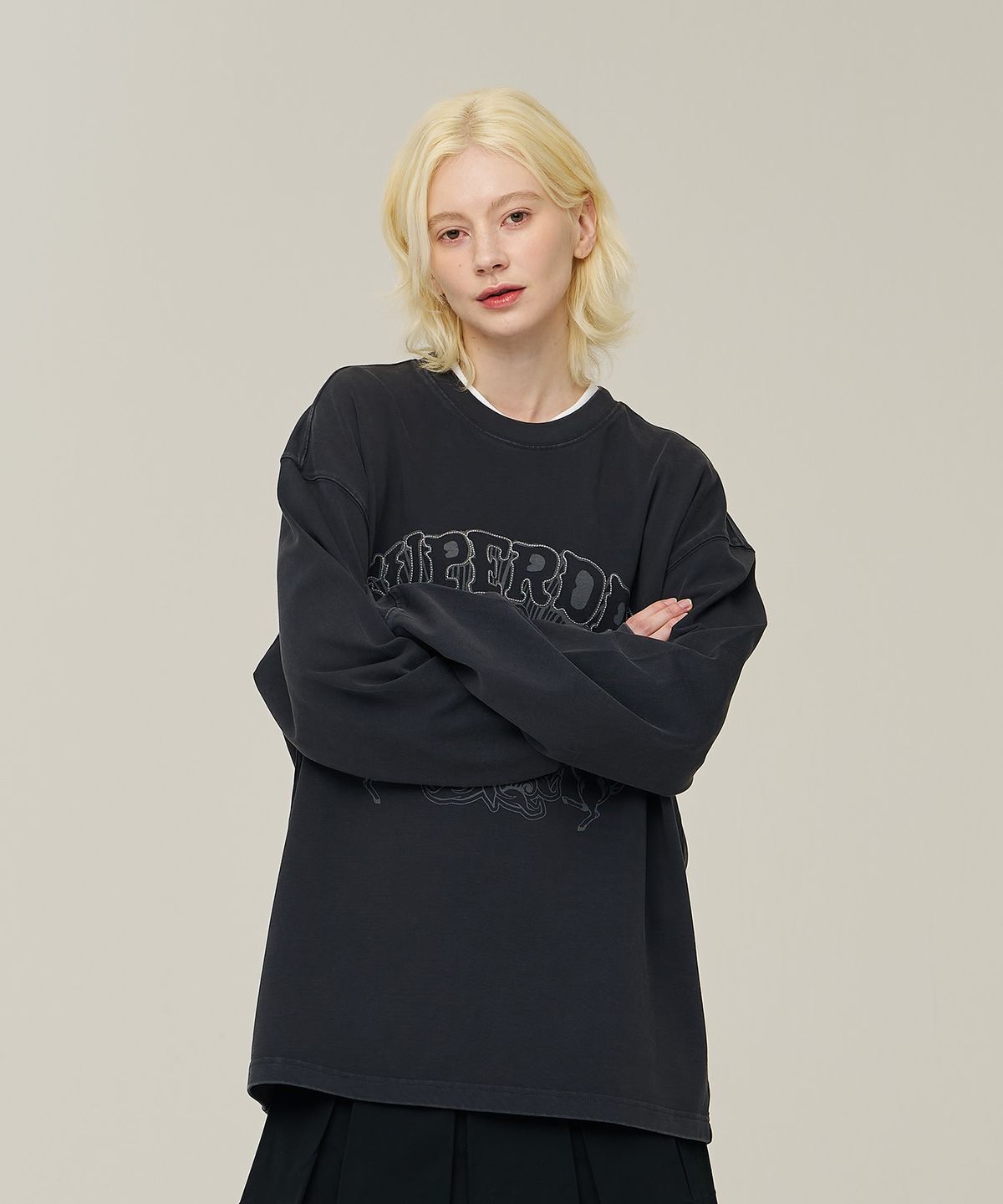 슈퍼드라이(SUPERDRY) 빈티지 워크 워시드 롱슬리브 다크 그레이