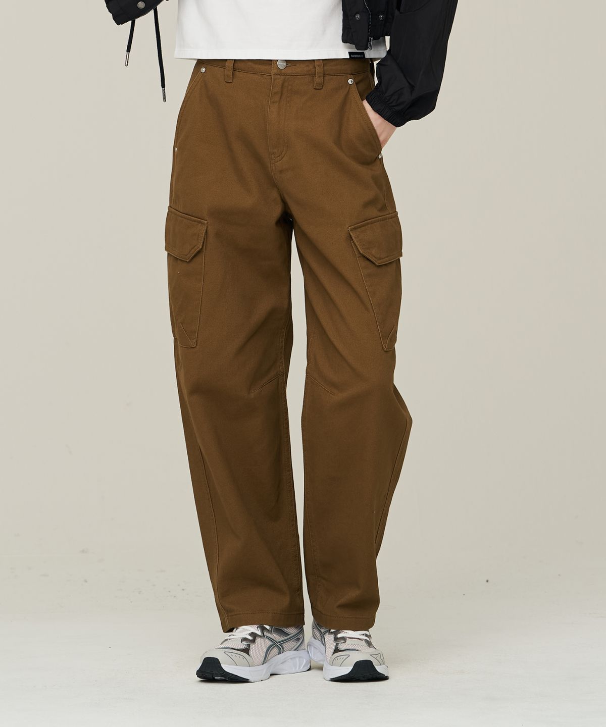 슈퍼드라이(SUPERDRY) W 카고 배럴 팬츠 카멜