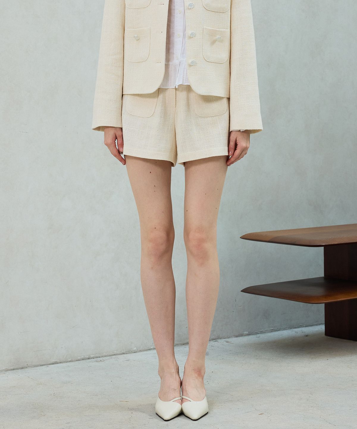 아리킴(ARIKIM) CHERISH TWEED SHORTS PANTS / WHITE