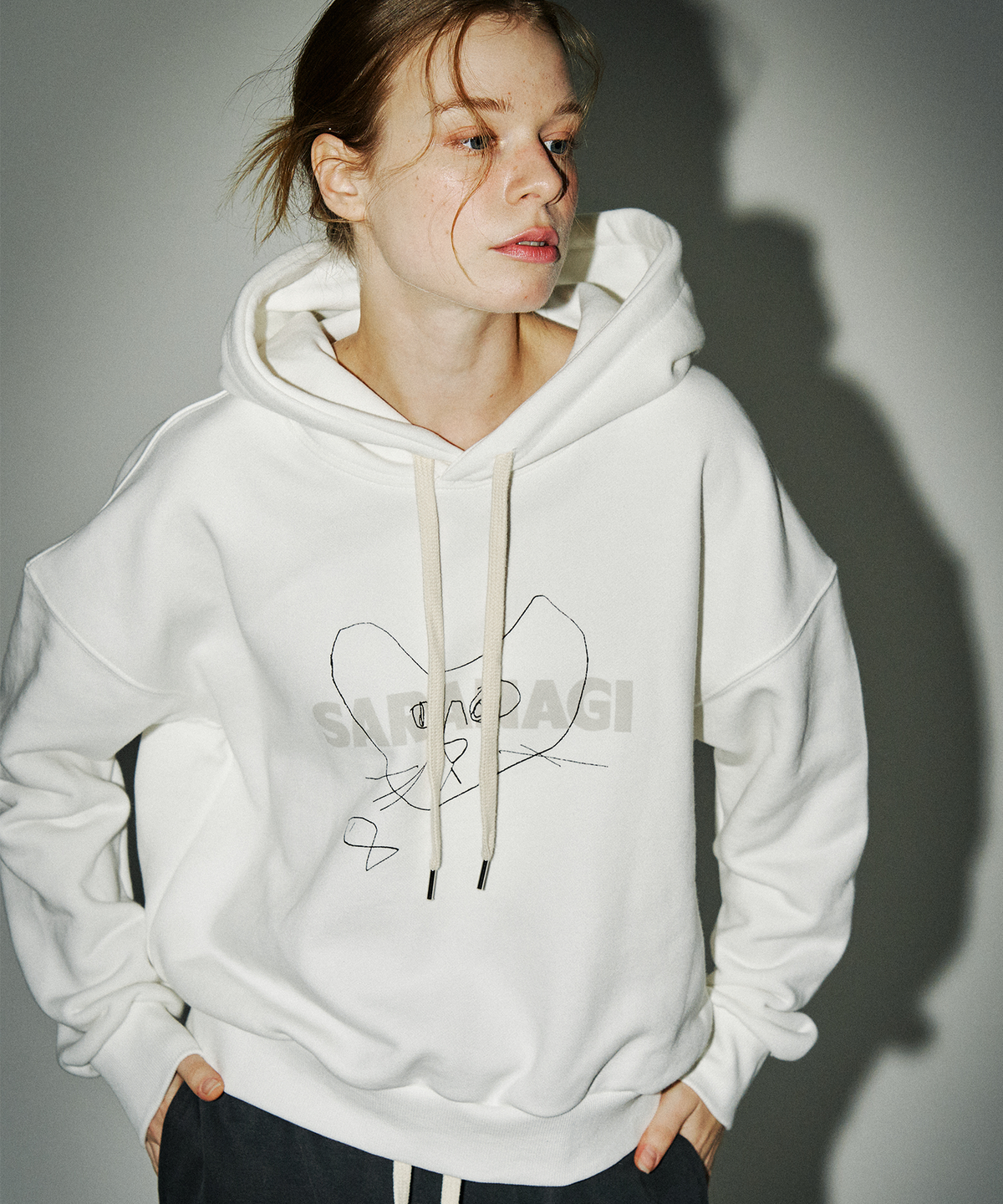 사라나기(SARANAGI) SE056-hoodie (ivory)
