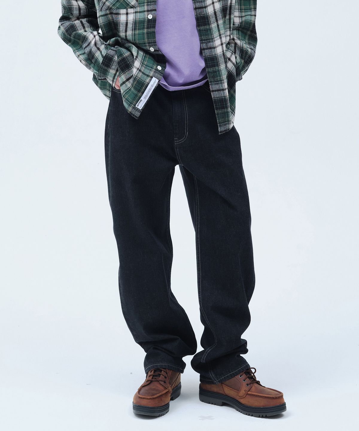 아웃도어 프로덕츠(OUTDOOR PRODUCTS) STRAIGHT FIT DENIM (BLACK)