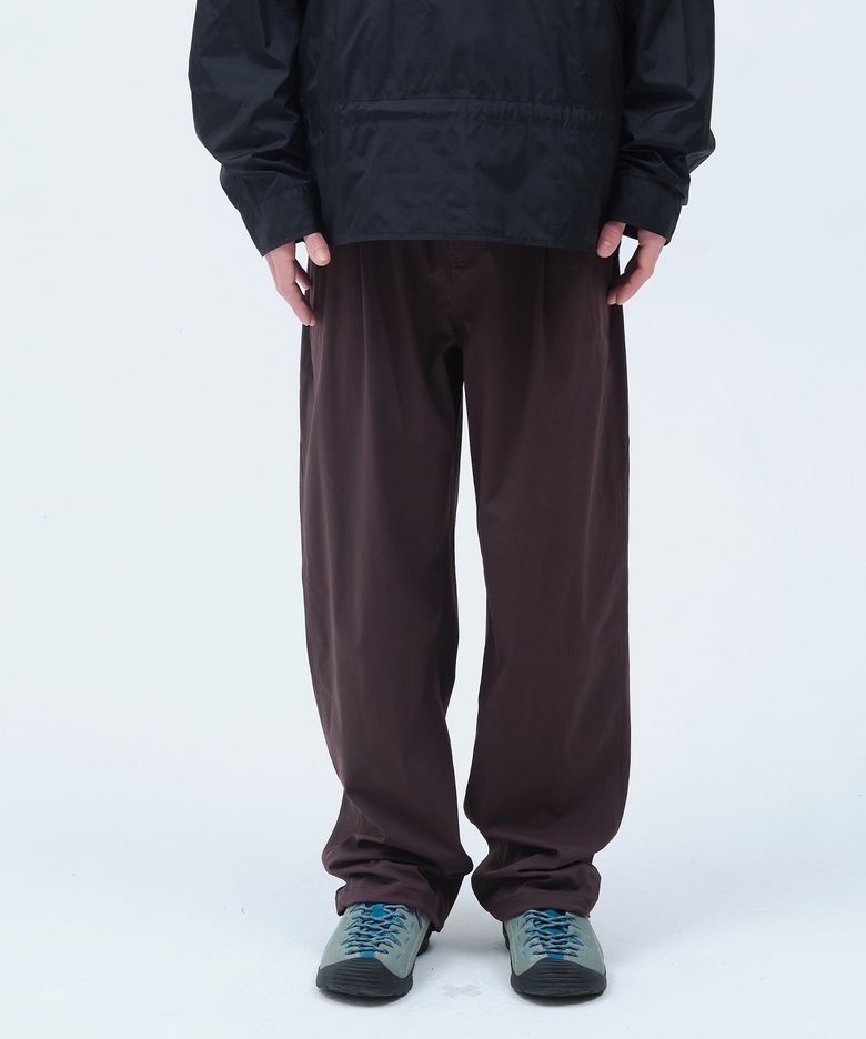 NYLON STRETCH PANTS (BROWN)