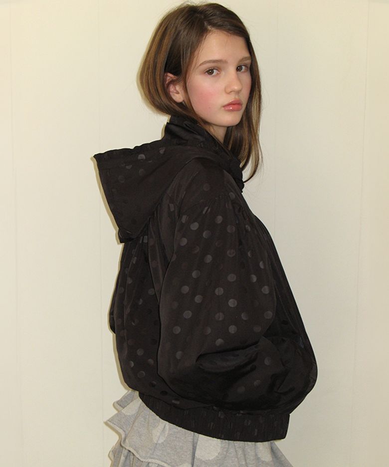 DOT PENDANT FRILL HOODIE WIND JUMPER BLACK