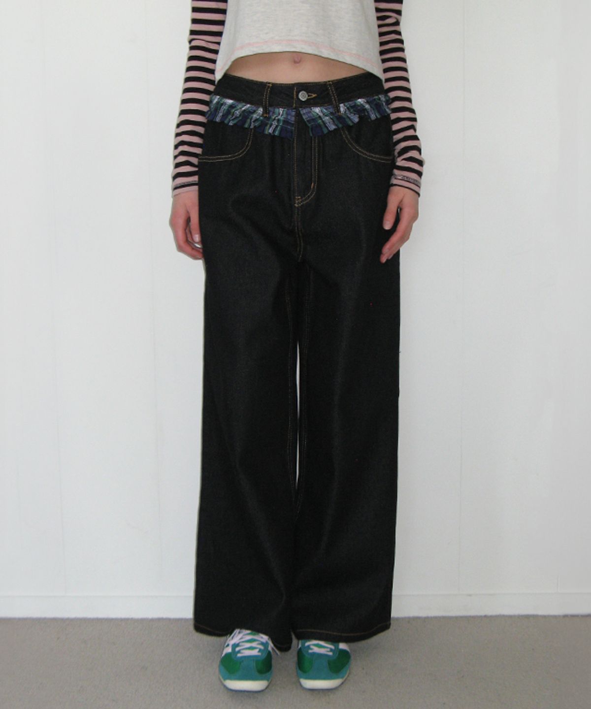 론론(RONRON) CHECK FRILL LAYERED DENIM PANTS BLACK
