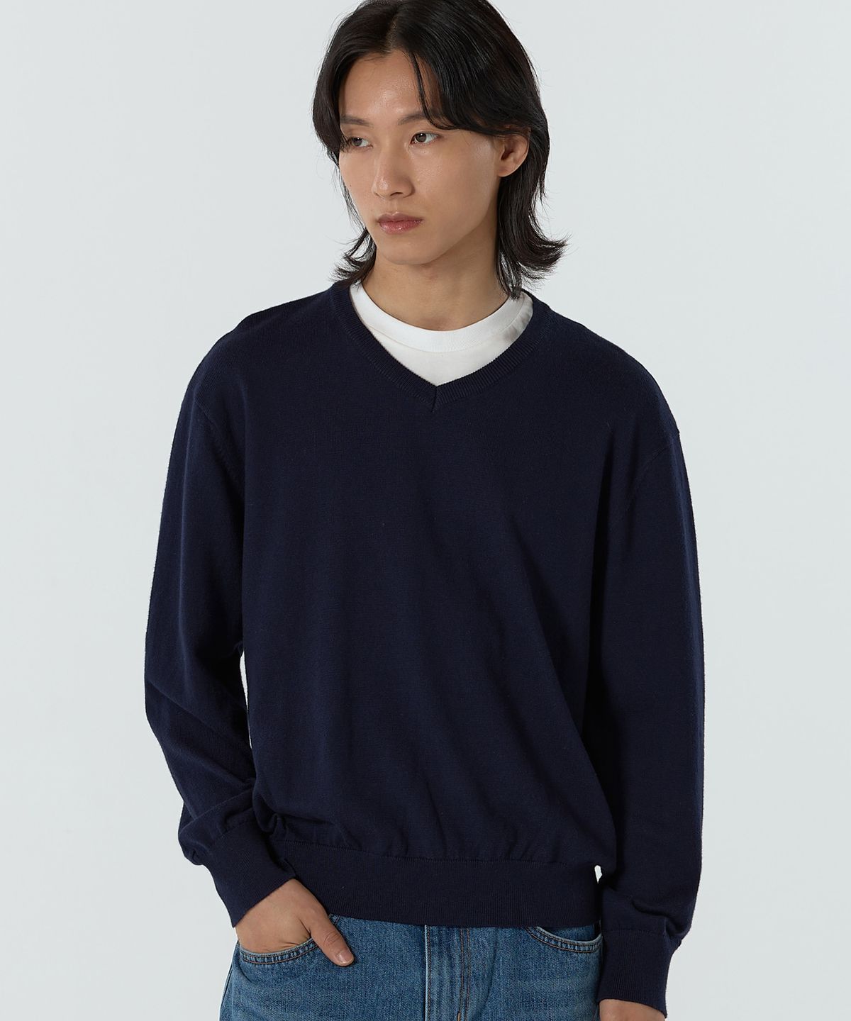 주앙옴므(JUAN HOMME) 리파인드 브이넥 니트 (다크네이비)